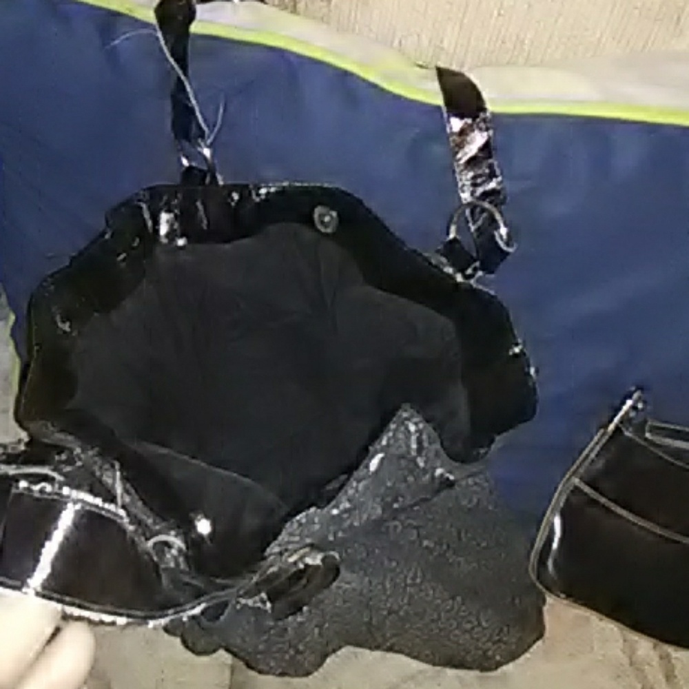 Purses - Picture 2 of 5